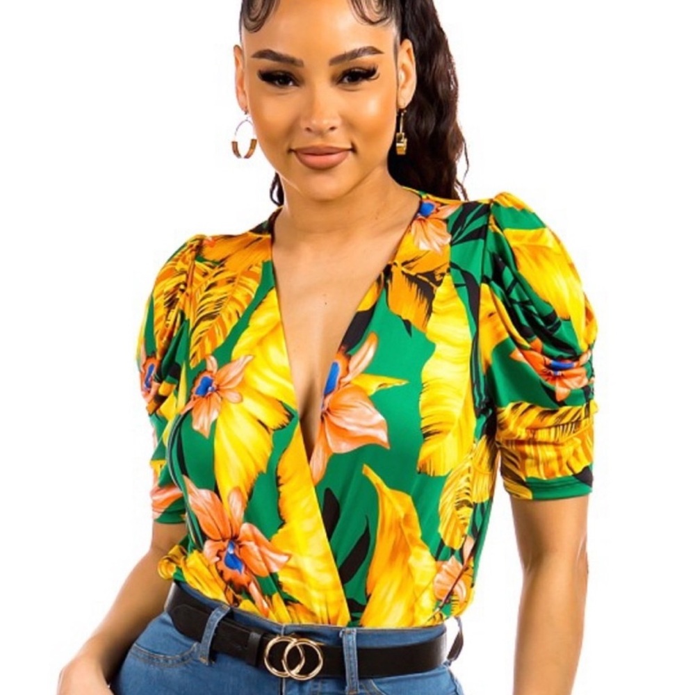 Women's Tropical Print Top - Green and Yellow